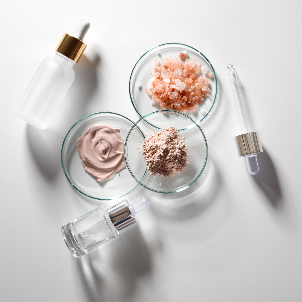 Why Does Your Foundation Pill or Apply Unevenly? Common Causes and Solutions